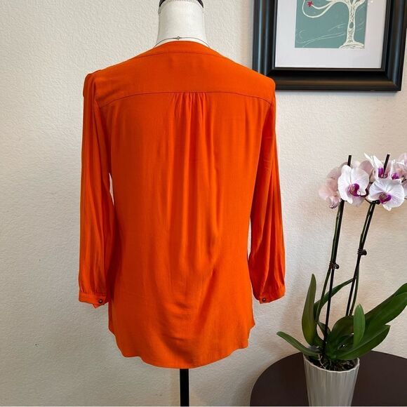🍋 Banana Republic • Women’s Burnt Orange 3/4Sleeve Blouse w/Gold Buttons Size S - Picture 4 of 12